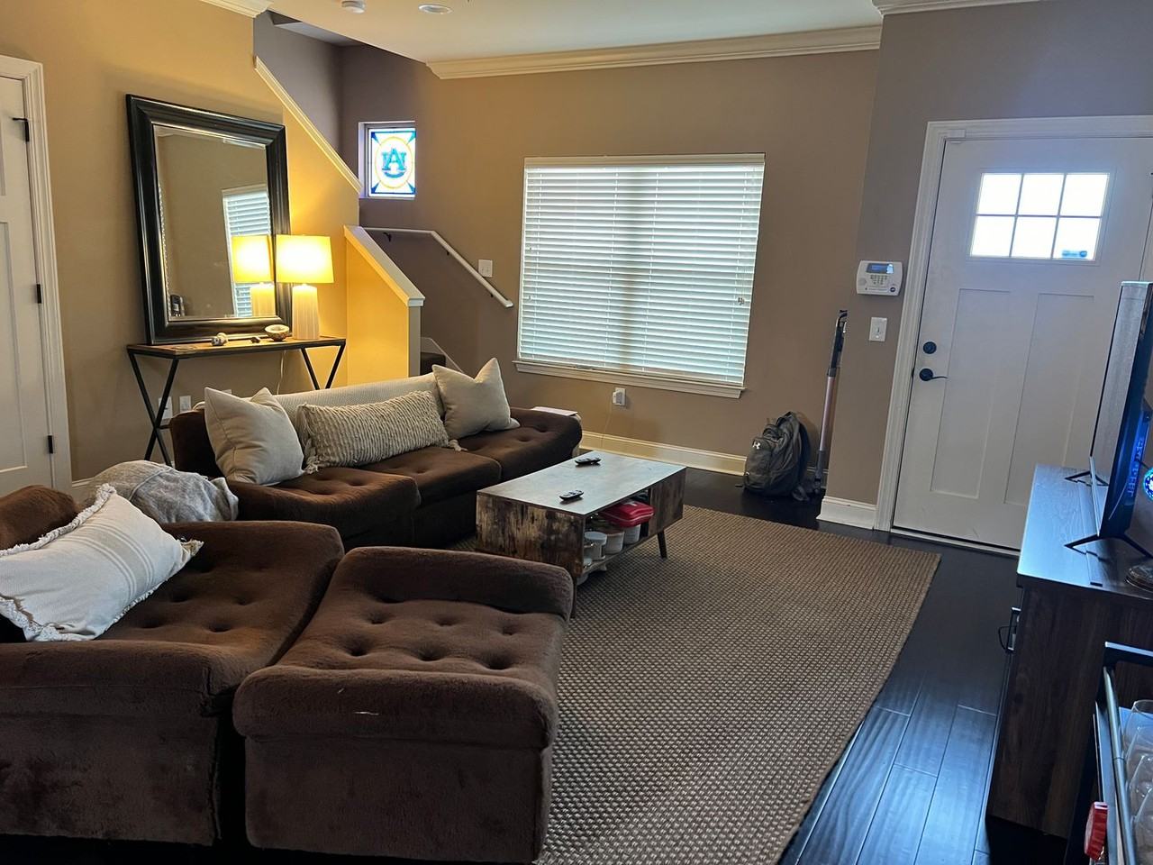 353 N Donahue Dr - Photo 3 of 14