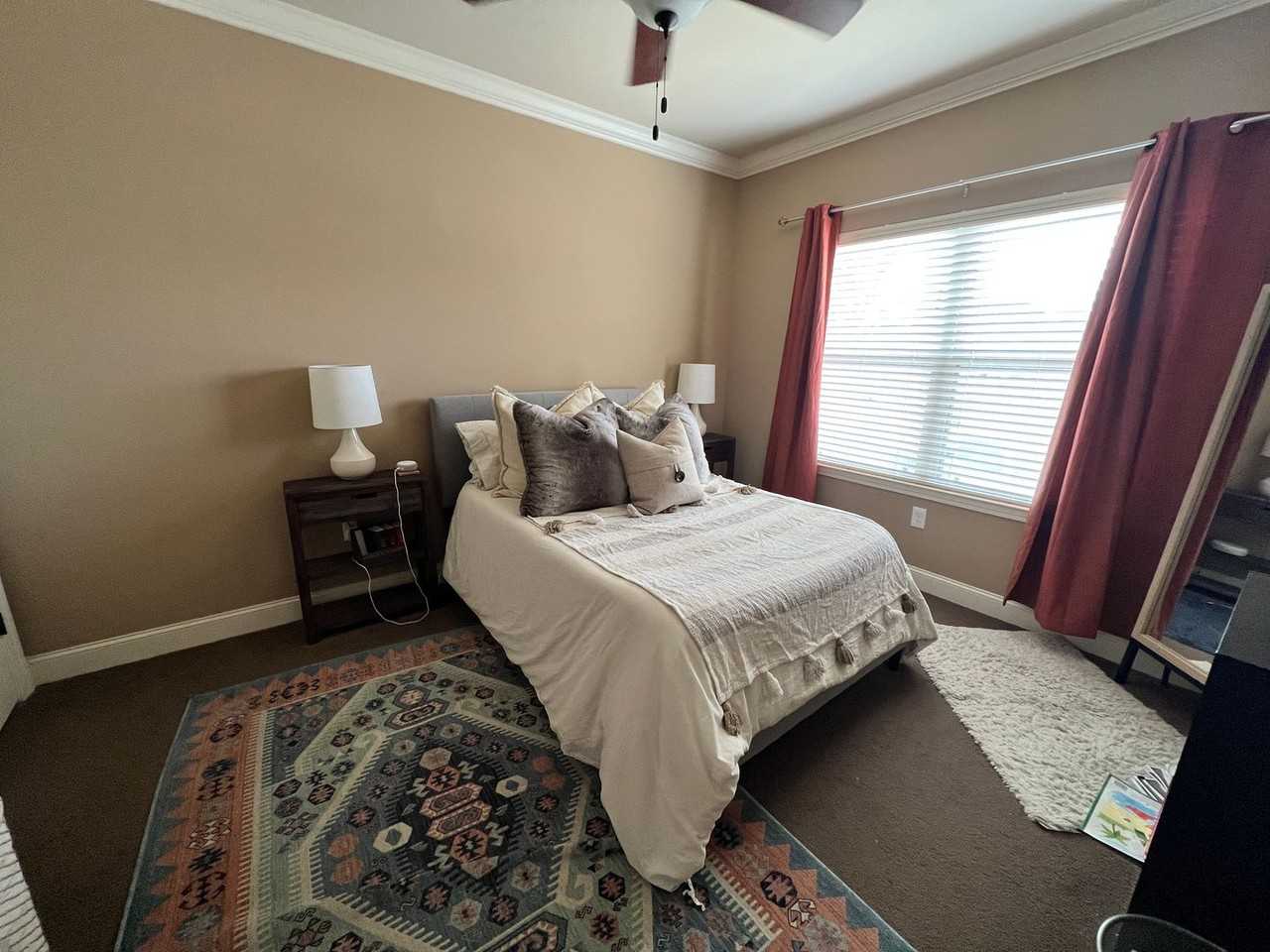 353 N Donahue Dr - Photo 6 of 14