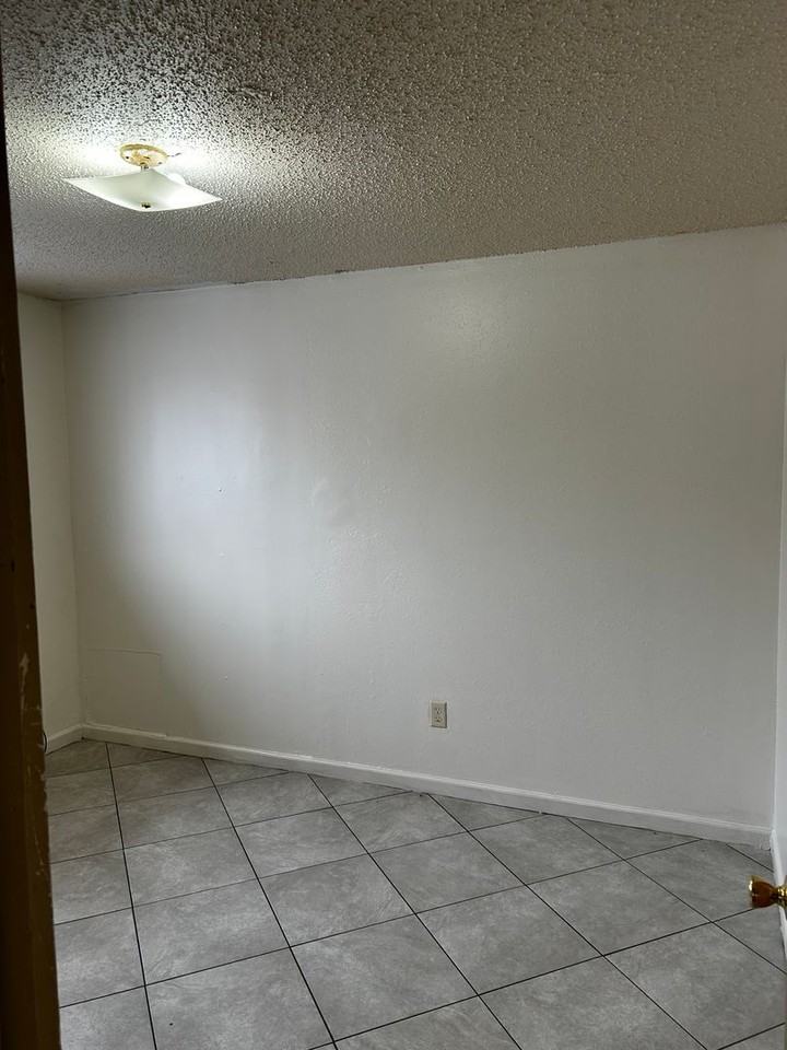 2100 Carlton Street - Photo 7 of 7
