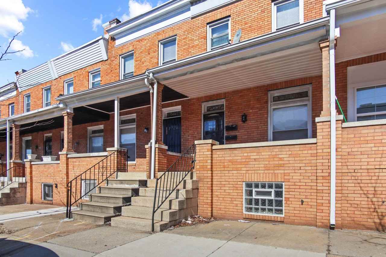2728 E Biddle St - Photo 3 of 30
