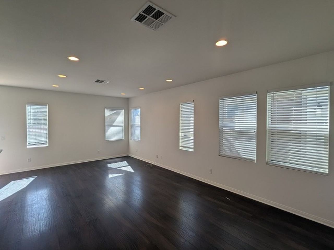 13117 Beacon View Ln - Photo 3 of 28