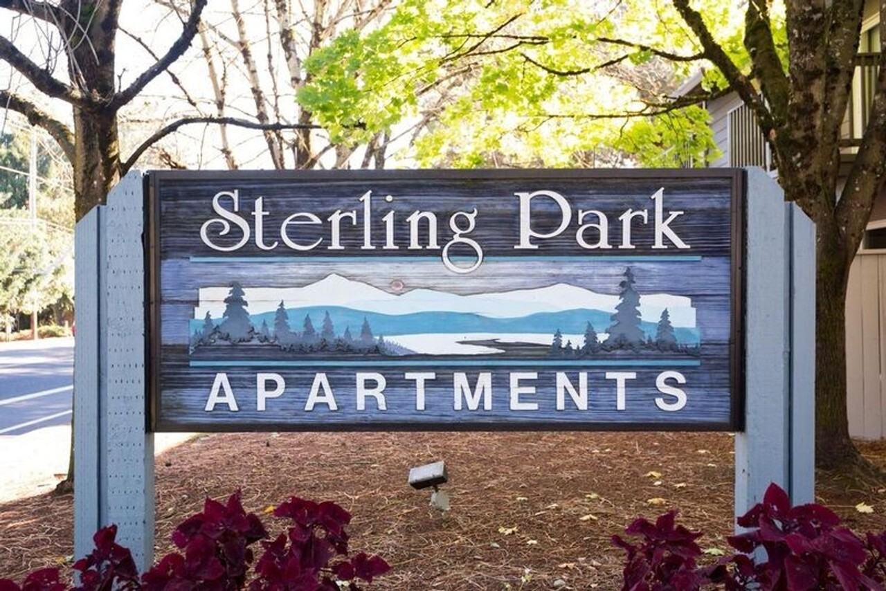 Sterling Park Apts - Photo 3 of 26