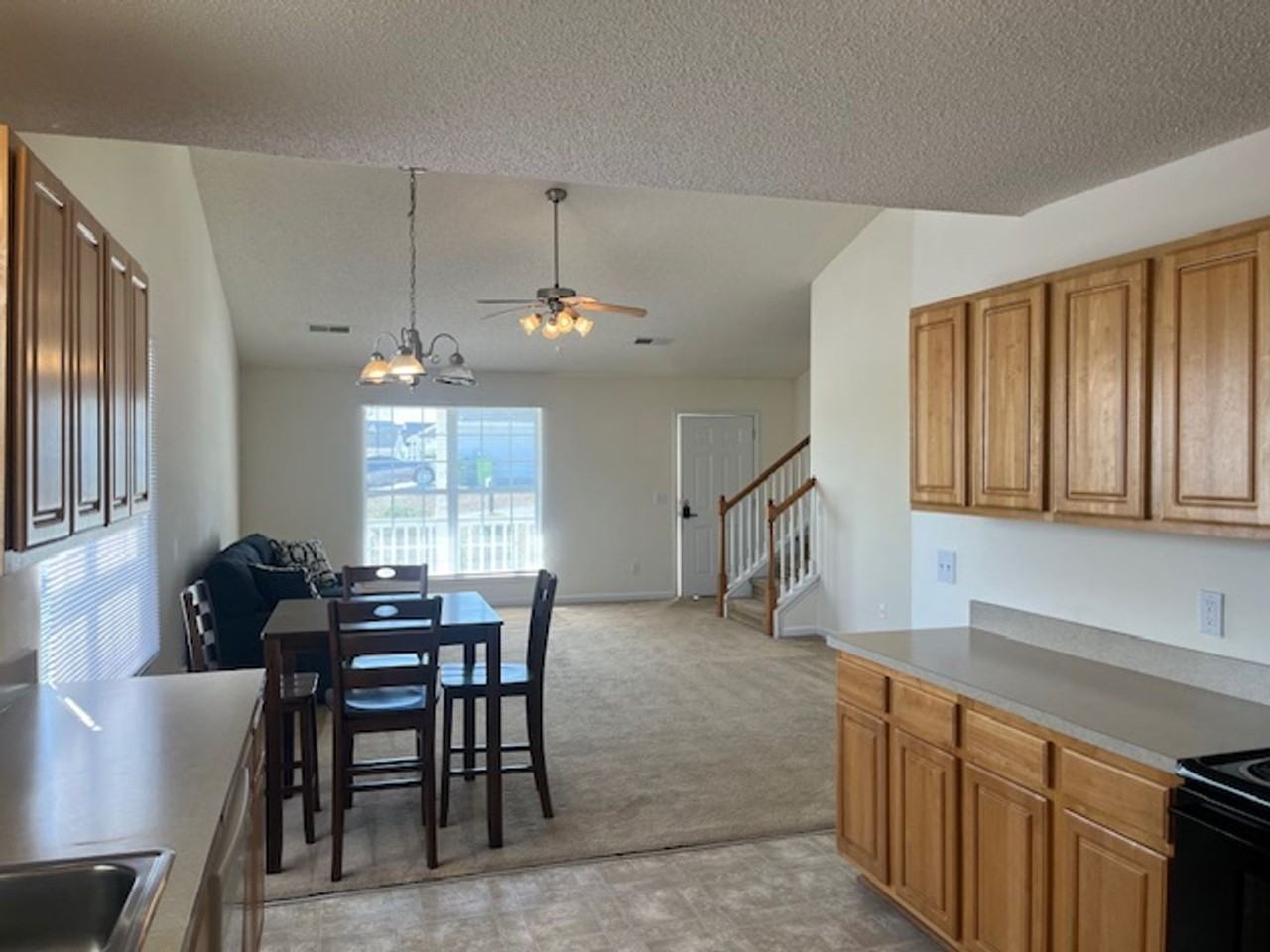 222 Legend Oaks Dr - Photo 6 of 22