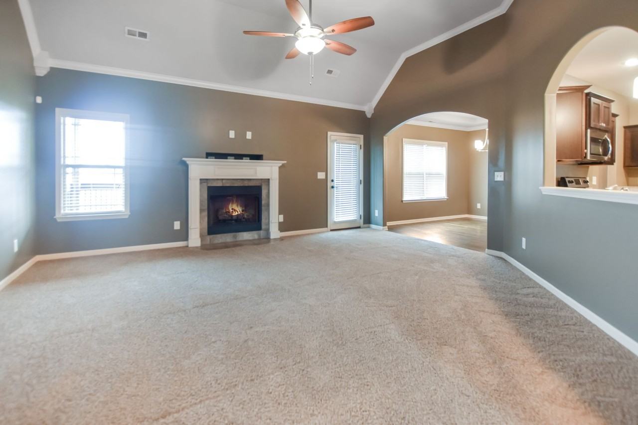 1780 Apache Way - Photo 2 of 18