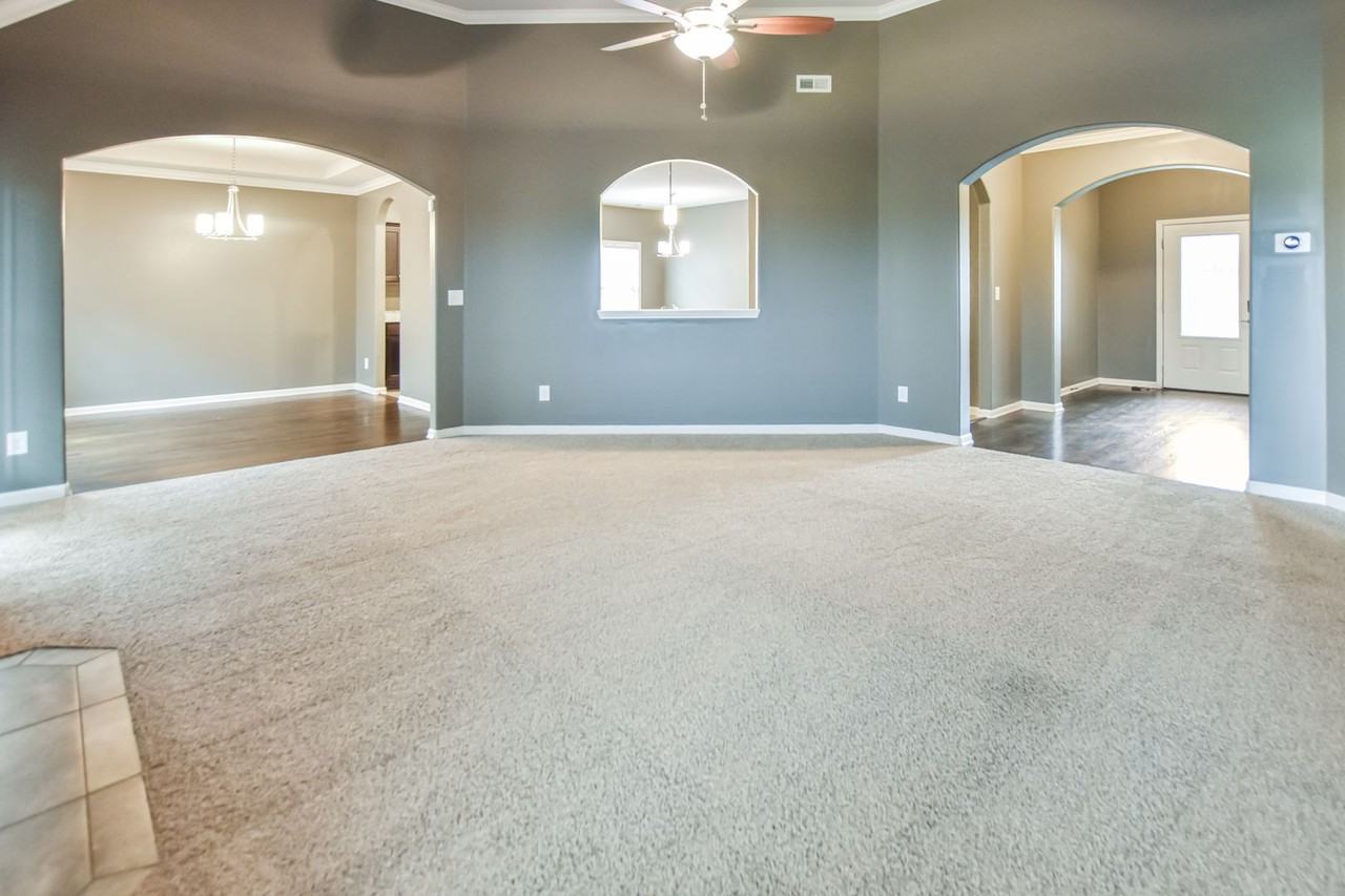 1780 Apache Way - Photo 4 of 18