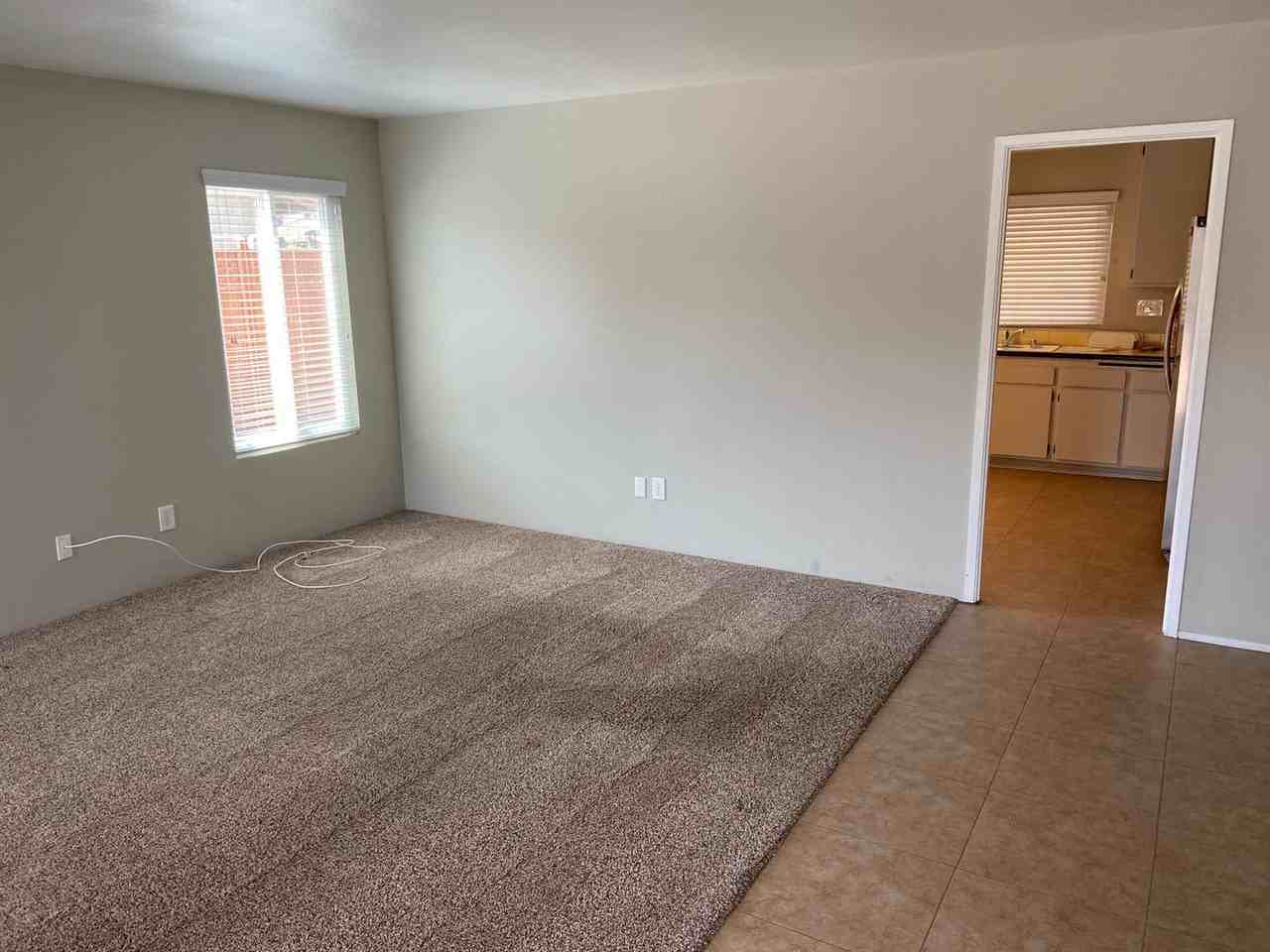 2504 Doubletree Rd - Photo 3 of 15