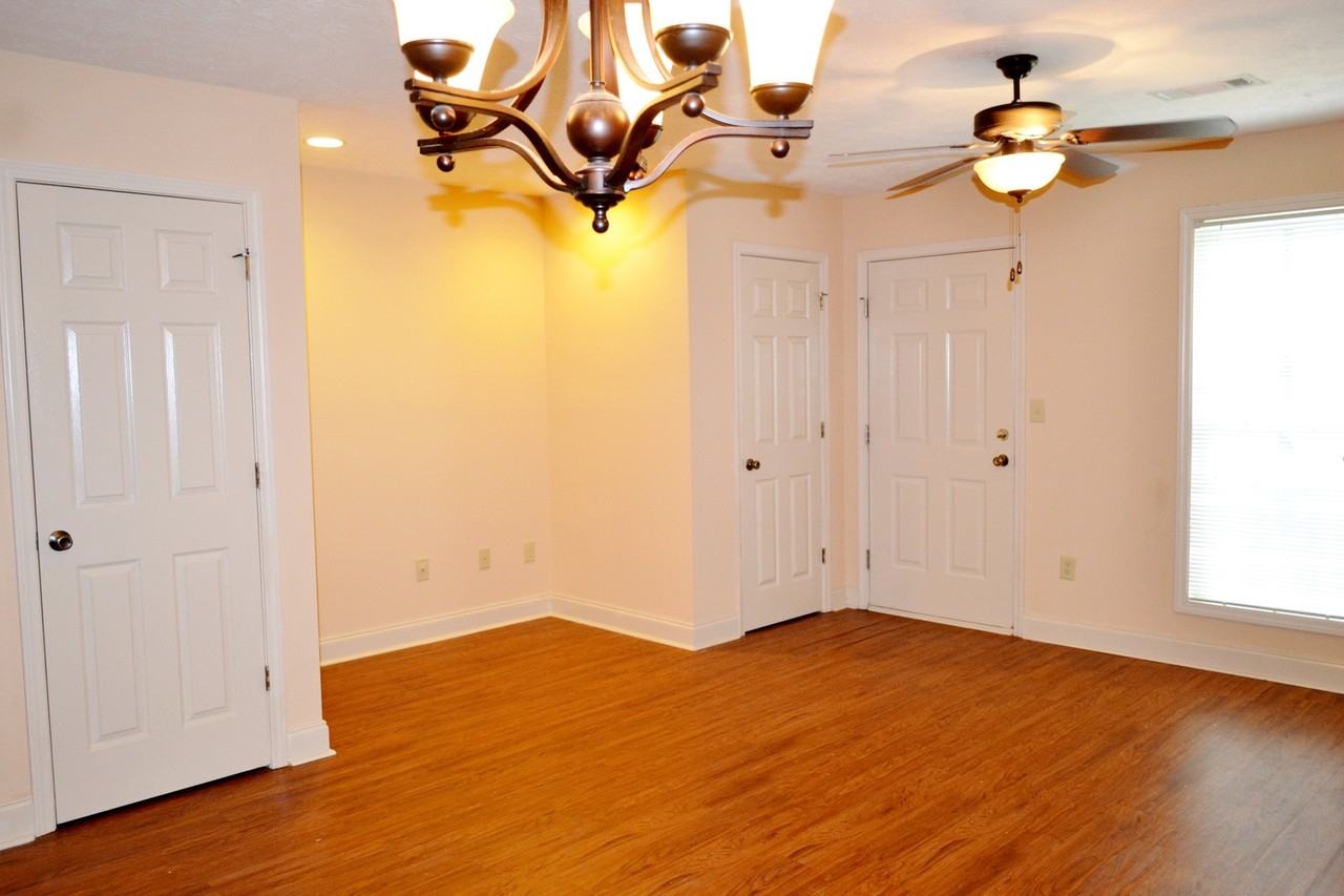 Hardaway Townhouses - Photo 2 of 11