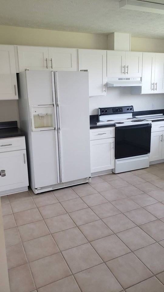 2809 E 17th St - Photo 3 of 11