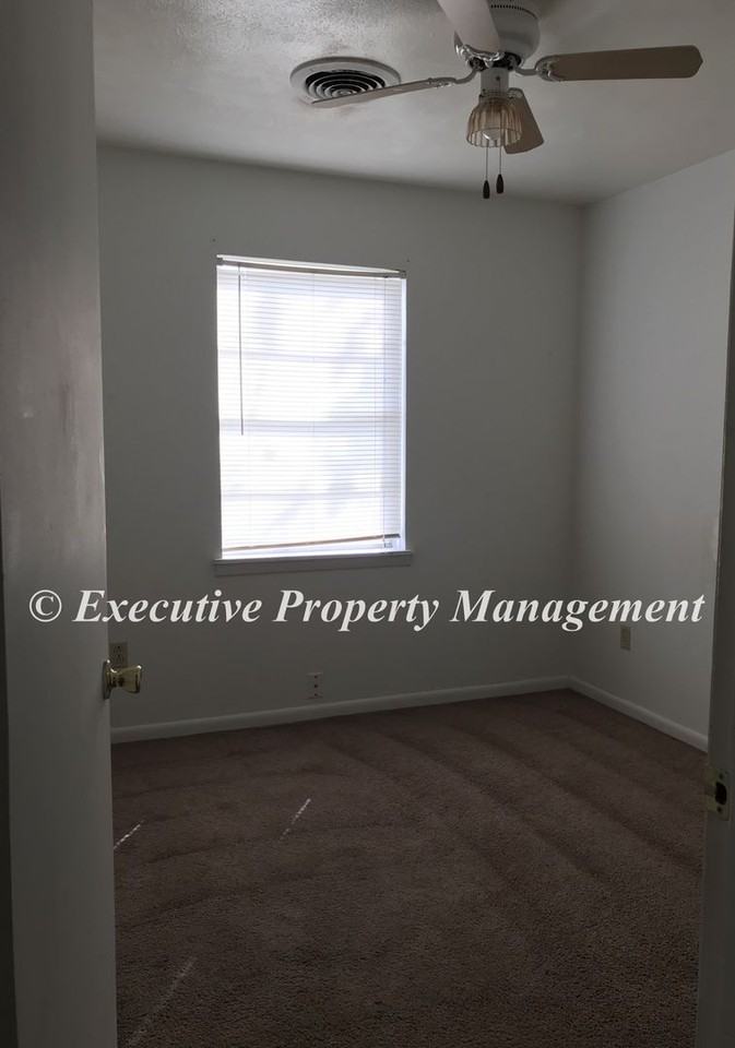 119 North Dr - Photo 7 of 10