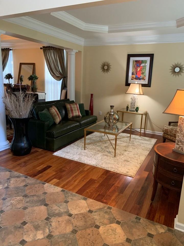 411 Vassar Pl - Photo 2 of 23