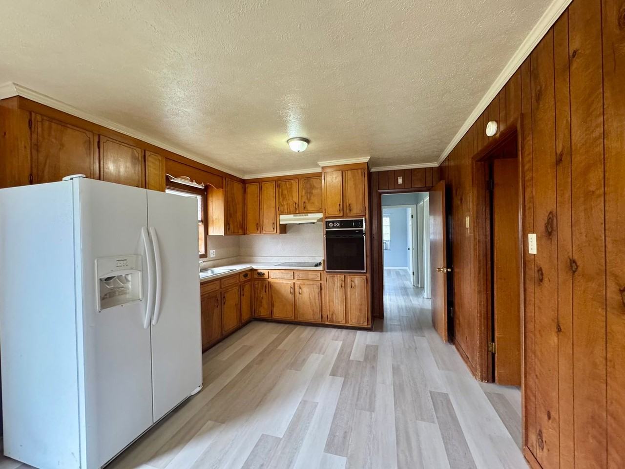 4121 Highway 2 - Photo 4 of 12