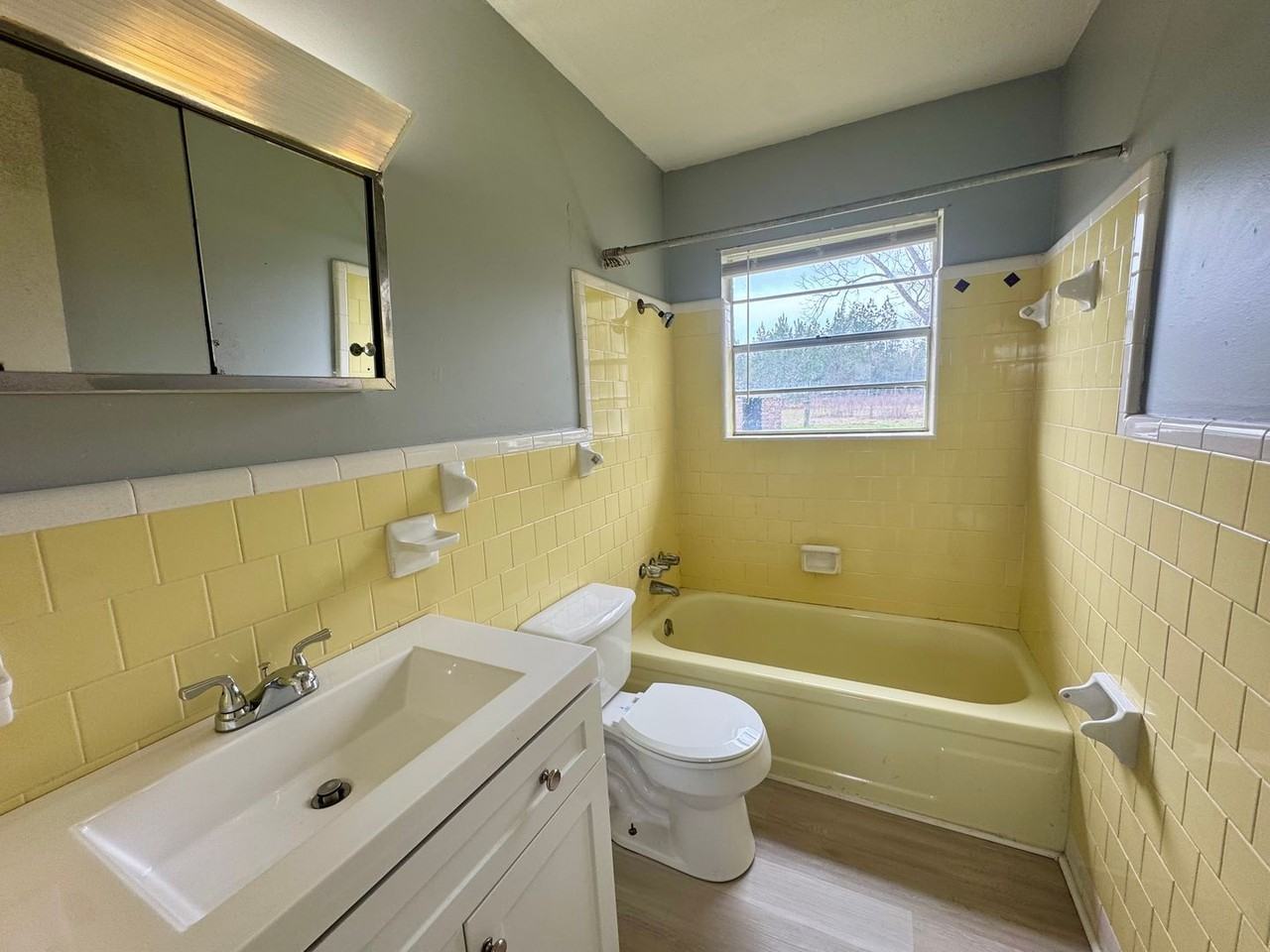 4121 Highway 2 - Photo 6 of 12