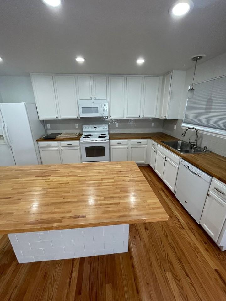 2965 E 109th Ave - Photo 3 of 50