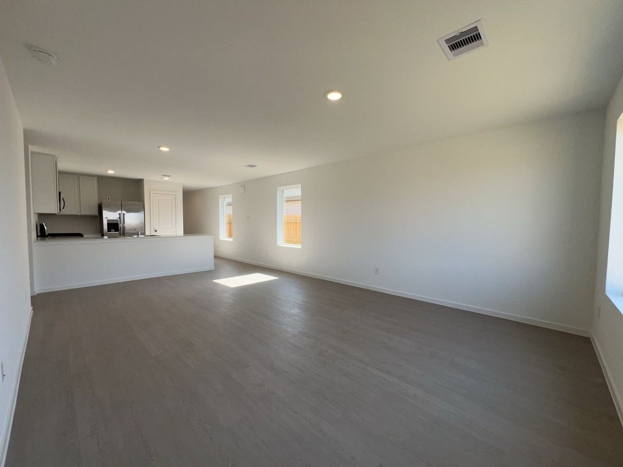 28939 Great Canyon Dr - Photo 3 of 19