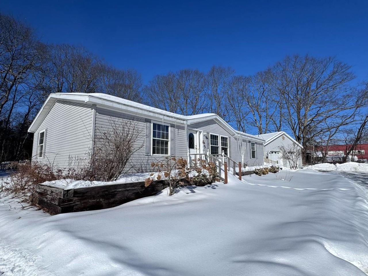 21 Sunflower Ln - Photo 3 of 29