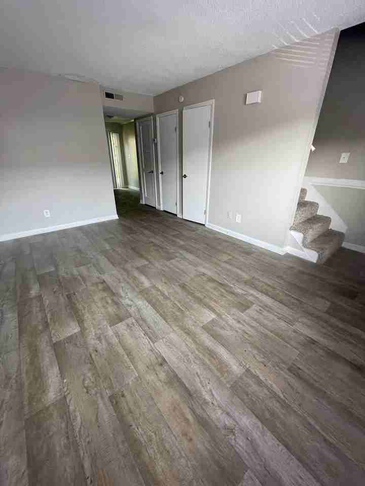 Country Club - Photo 2 of 18