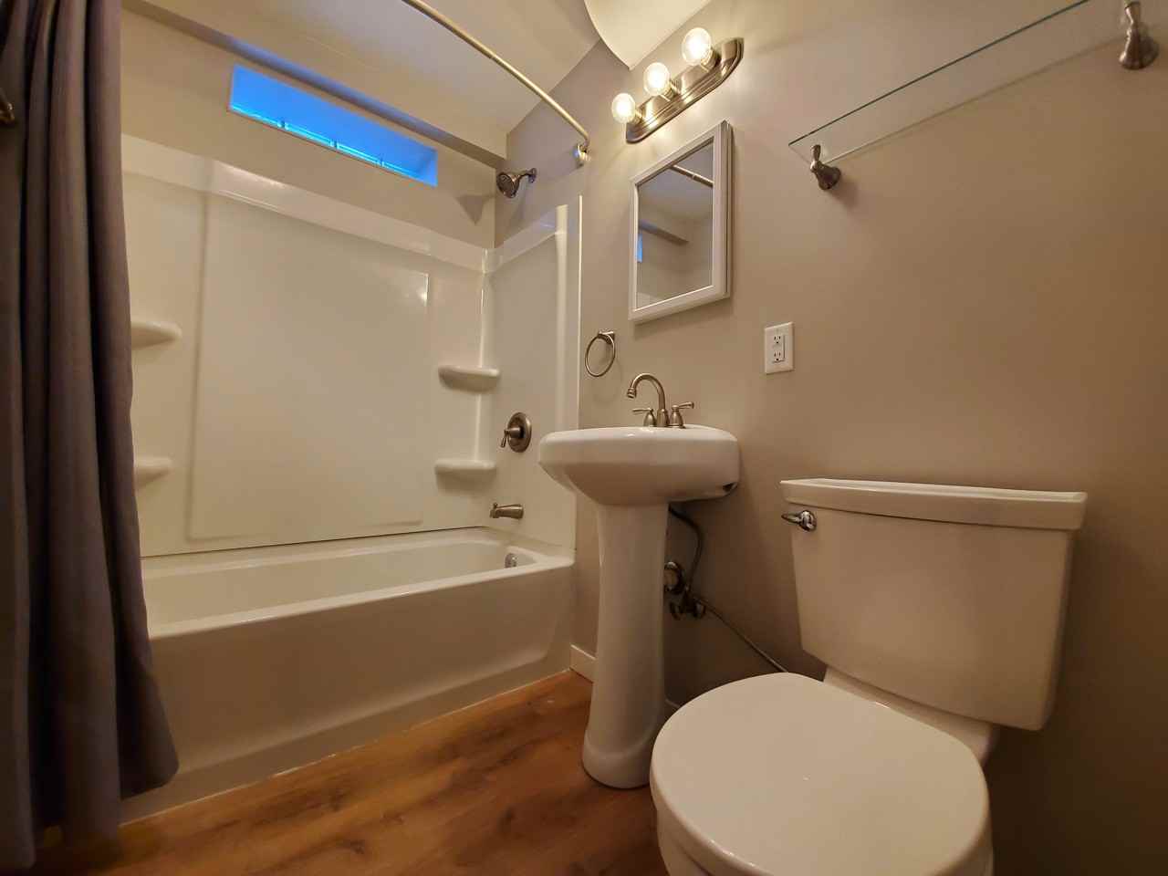 214 16th Avenue Southwest - Photo 5 of 49