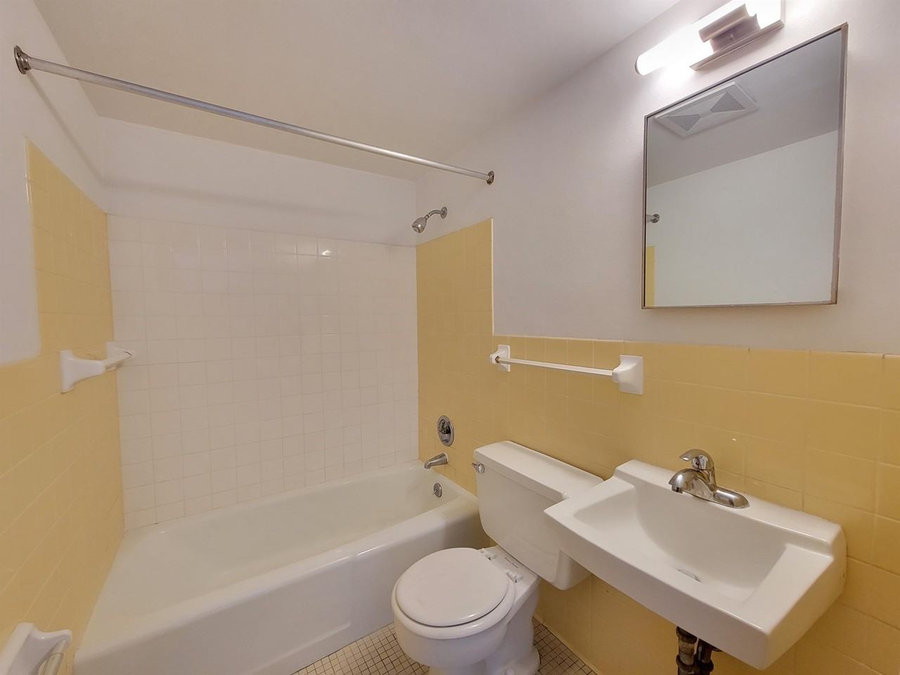 Midtown Apartments - Photo 5 of 15