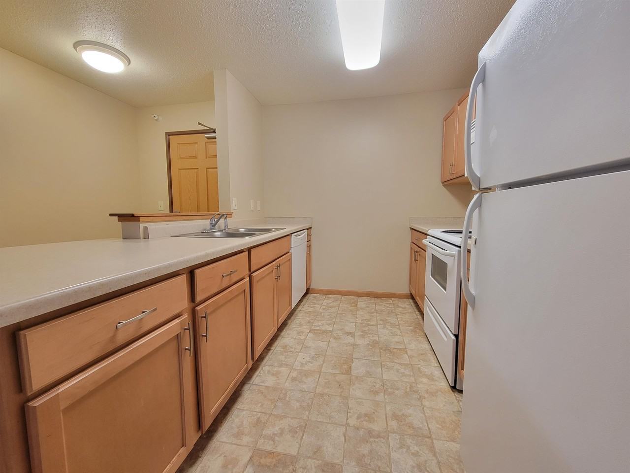 Hamilton 508 4th Street Southwest - Photo 3 of 48