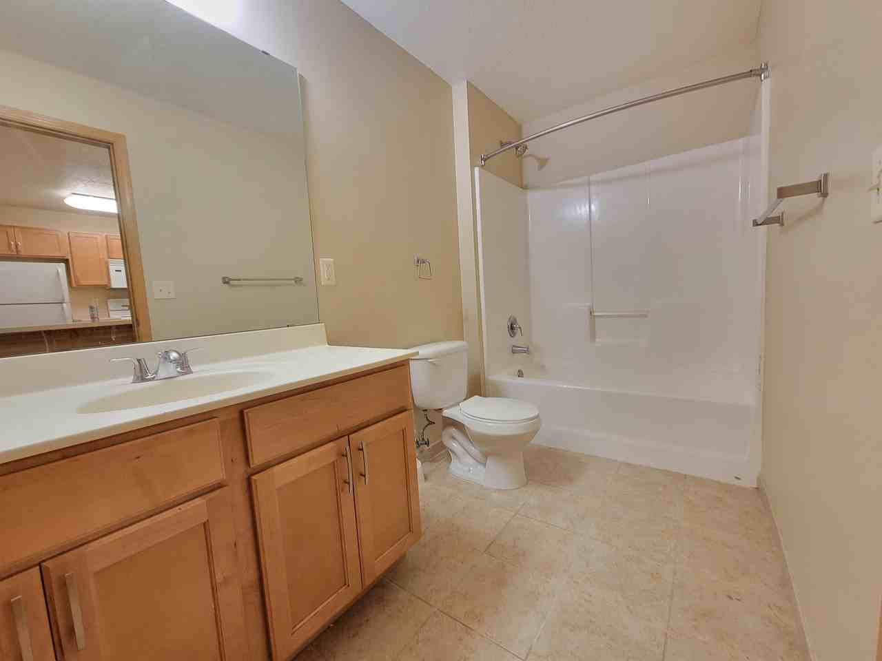 Hamilton 508 4th Street Southwest - Photo 7 of 48