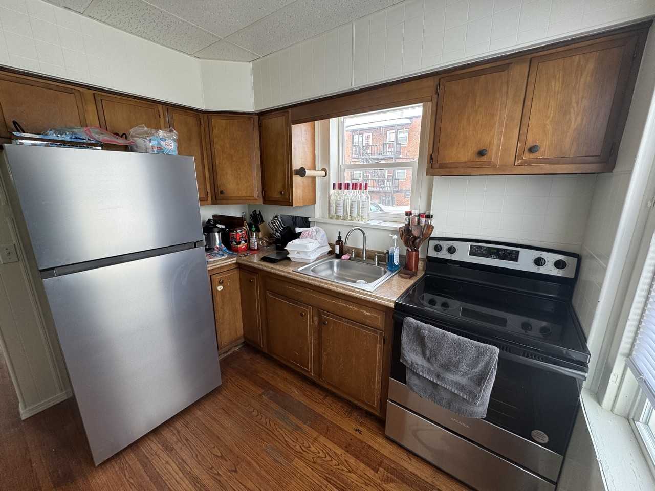 6th Avenue Flats - Photo 3 of 9