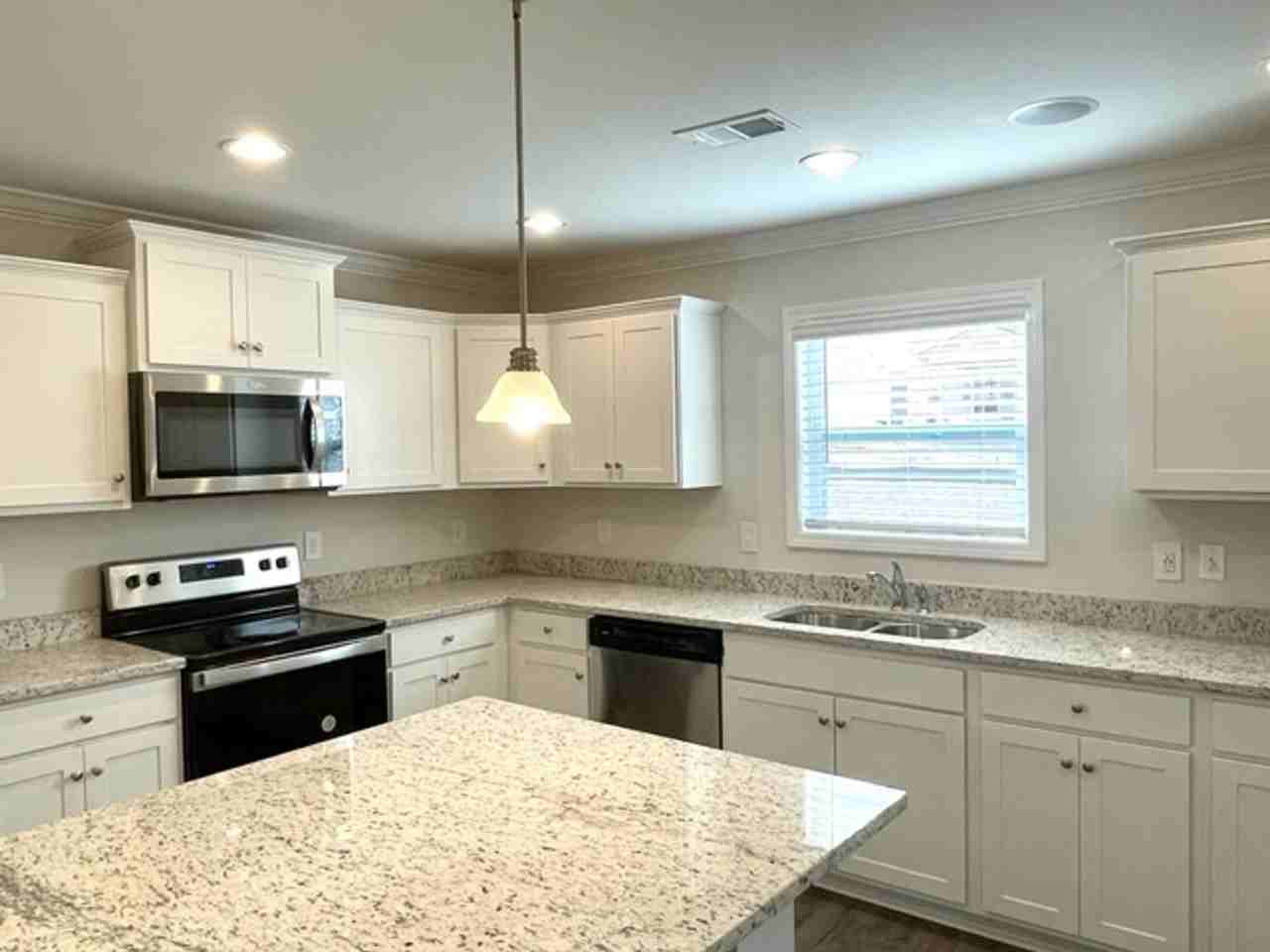 13 Arizona Ct - Photo 4 of 22