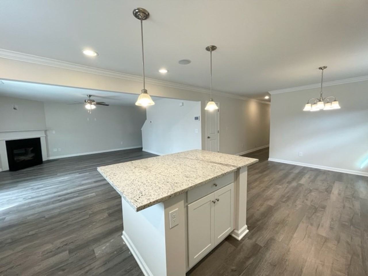 13 Arizona Ct - Photo 5 of 22