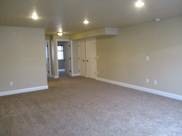 4274 W Center St - Photo 7 of 15