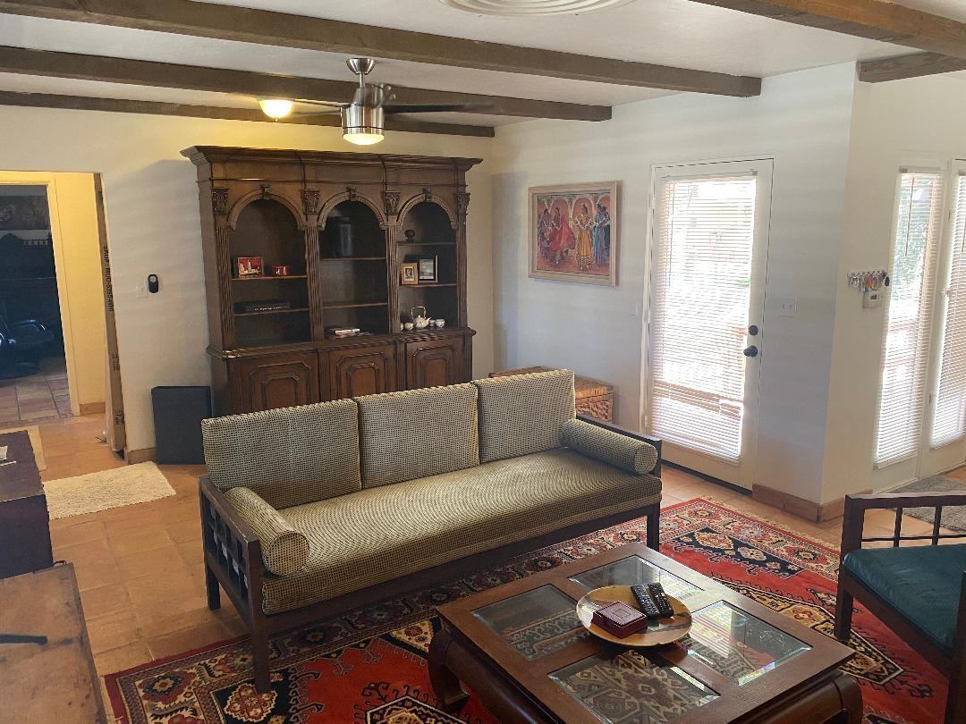 La Casa - Photo 4 of 50