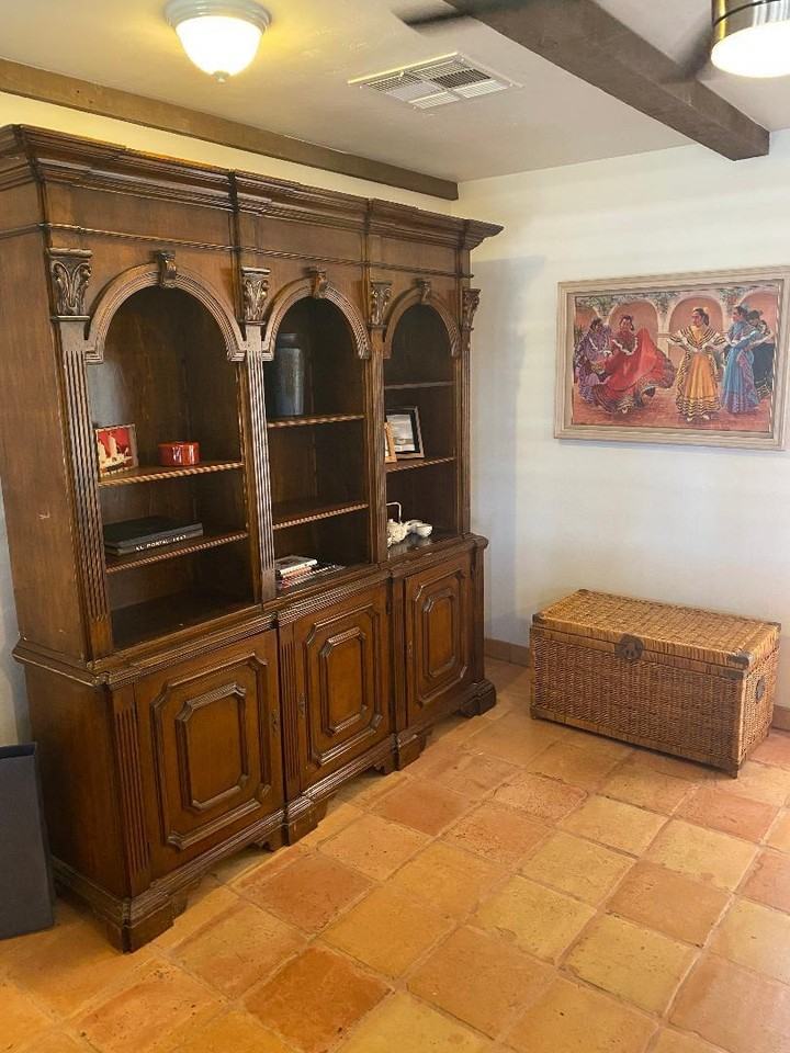 La Casa - Photo 6 of 50