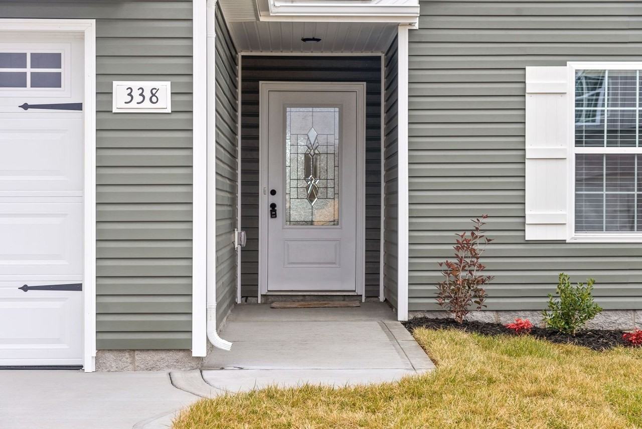 338 Galway Dr - Photo 3 of 30