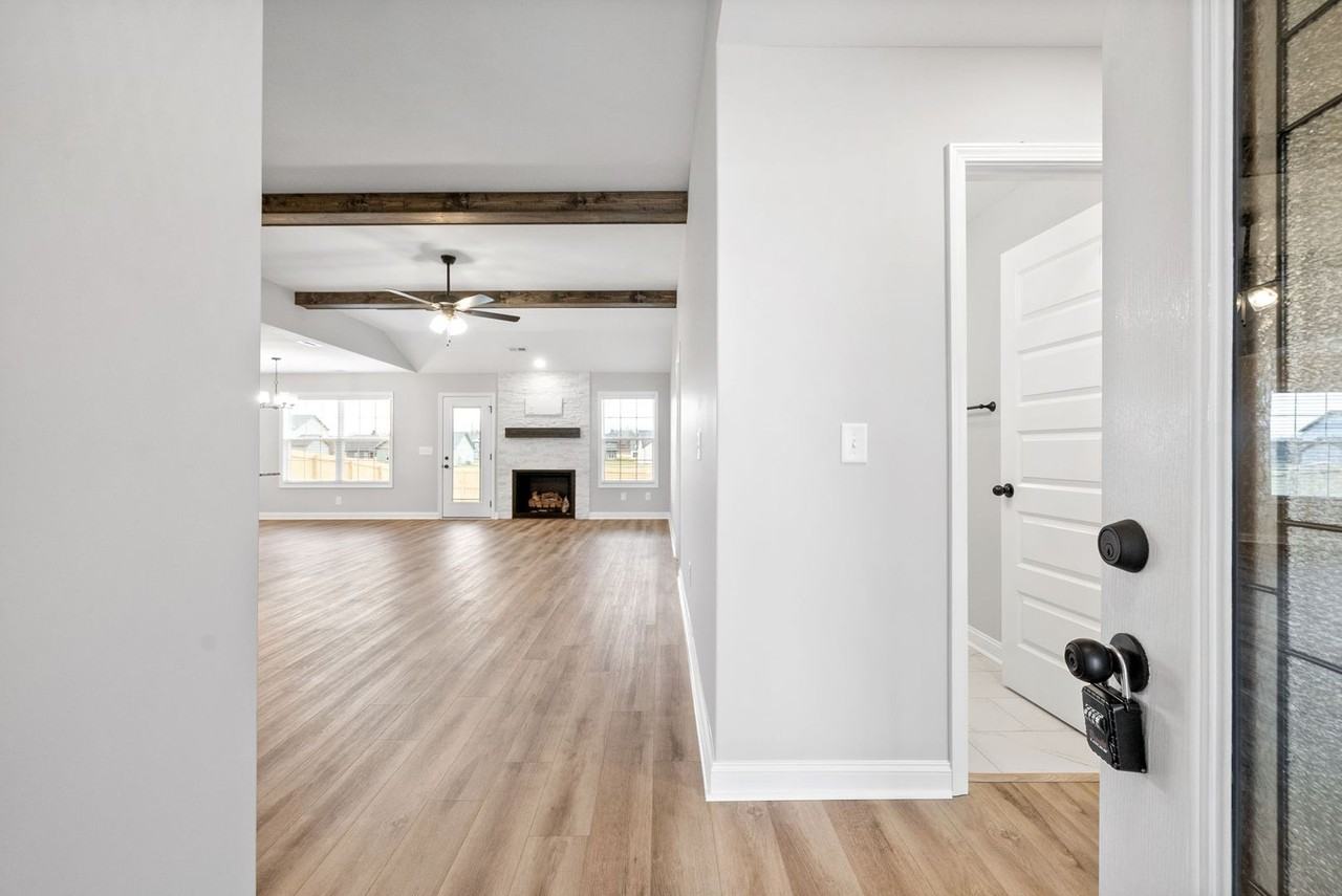 338 Galway Dr - Photo 4 of 30