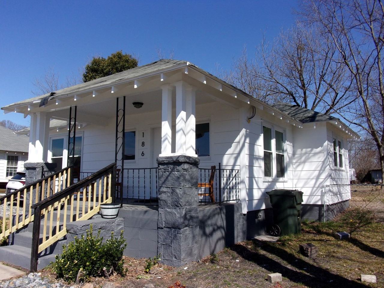 186 Celriver Rd - Photo 2 of 20