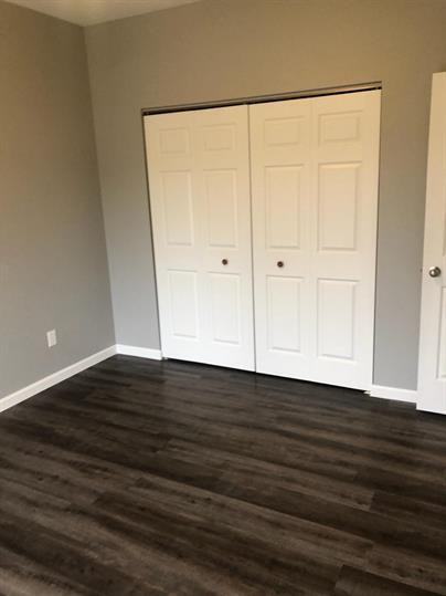 Evard Place - Photo 3 of 41