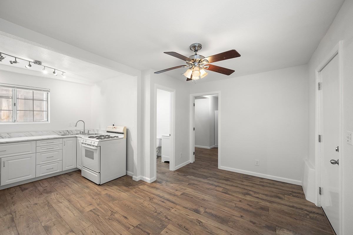 3858 38th Street - Photo 3 of 14