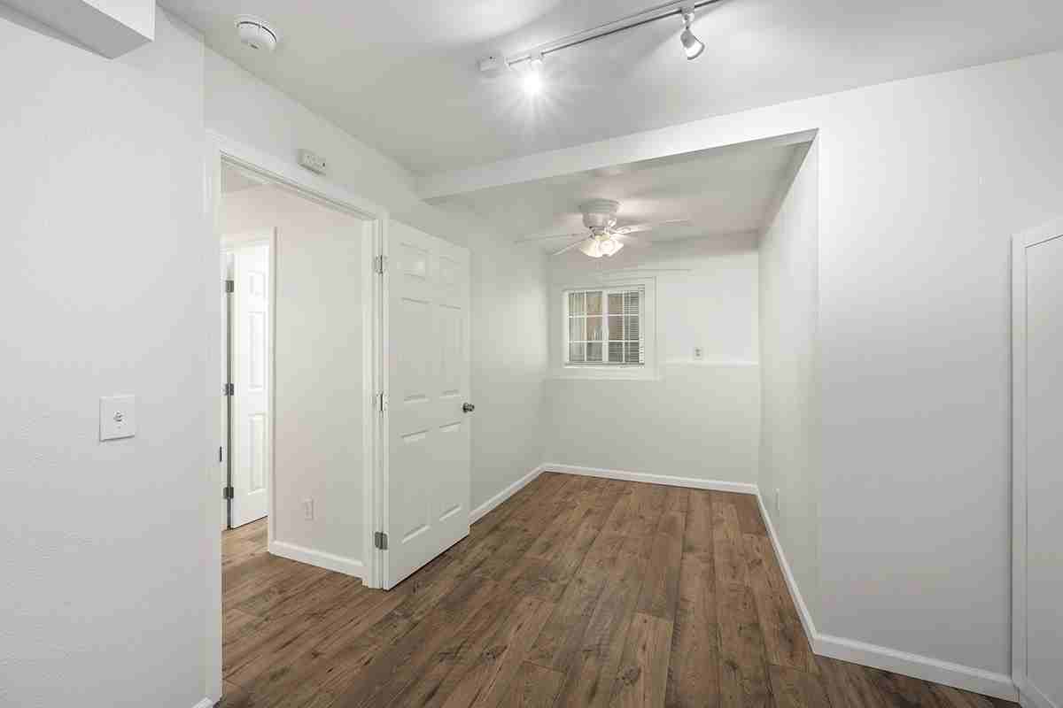 3858 38th Street - Photo 7 of 14