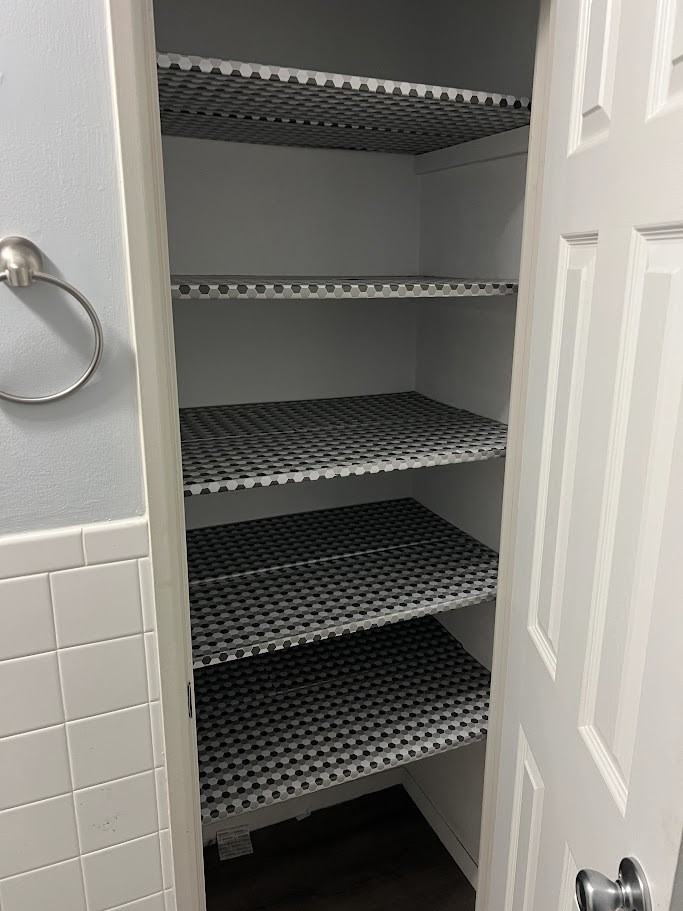 Bellflower Apartments - Photo 6 of 12