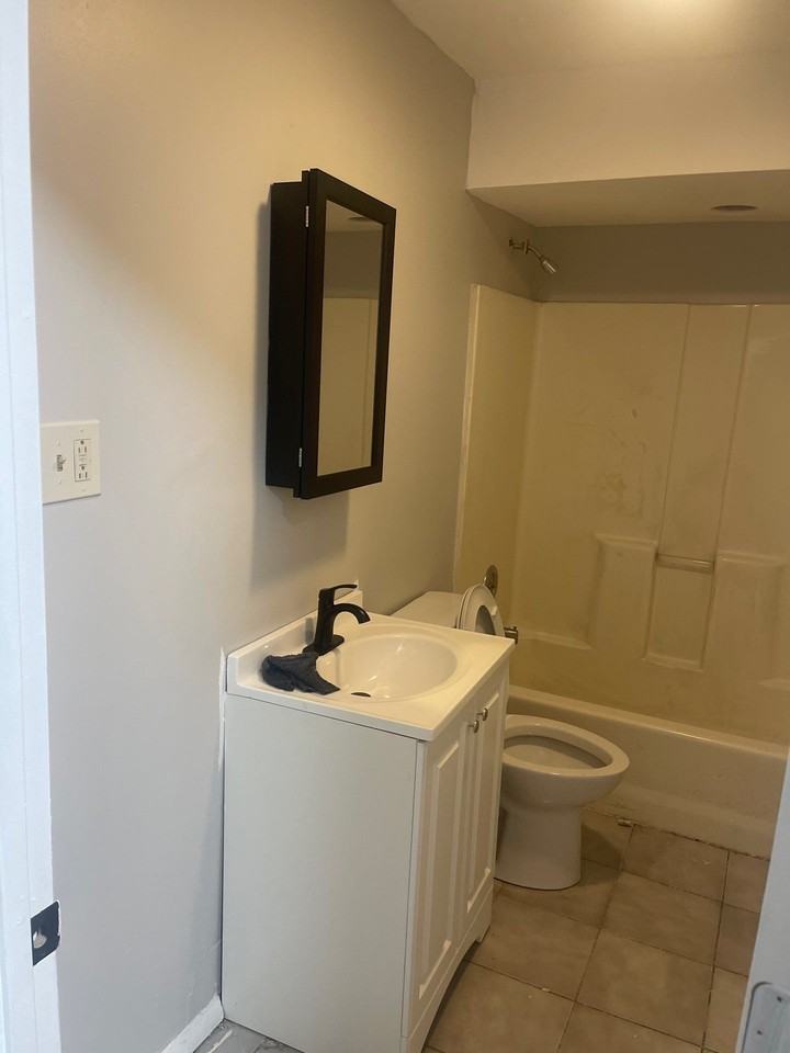 4034 South Prairie Avenue - Photo 2 of 7