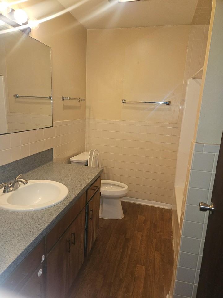 Arroyo Apartments - Photo 5 of 5