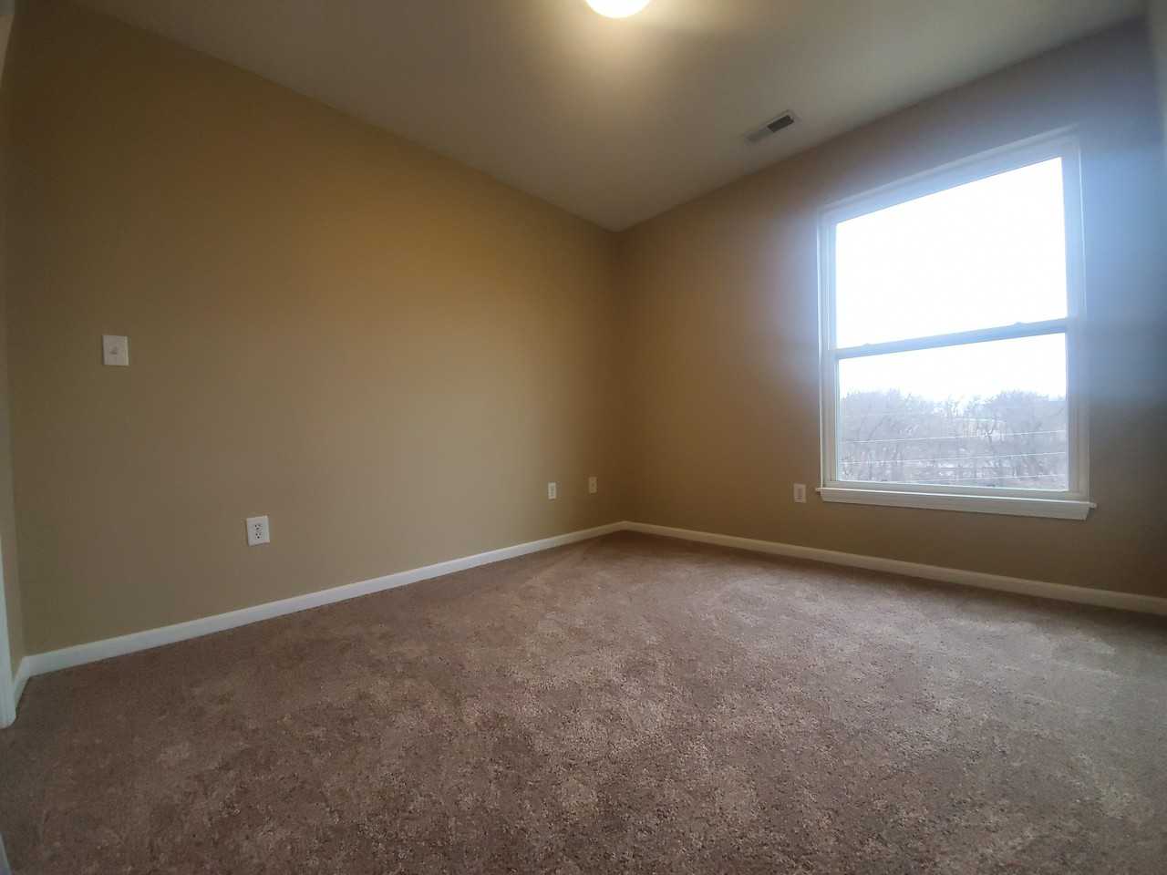 118A N Main St - Photo 2 of 15