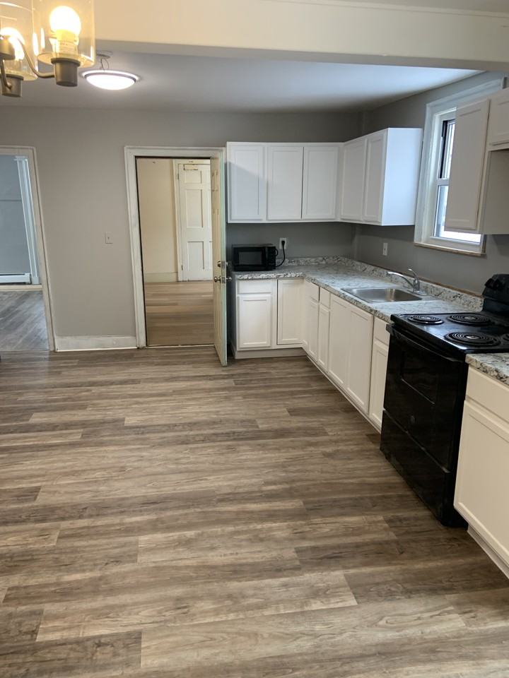 158 Main Street - Photo 2 of 8