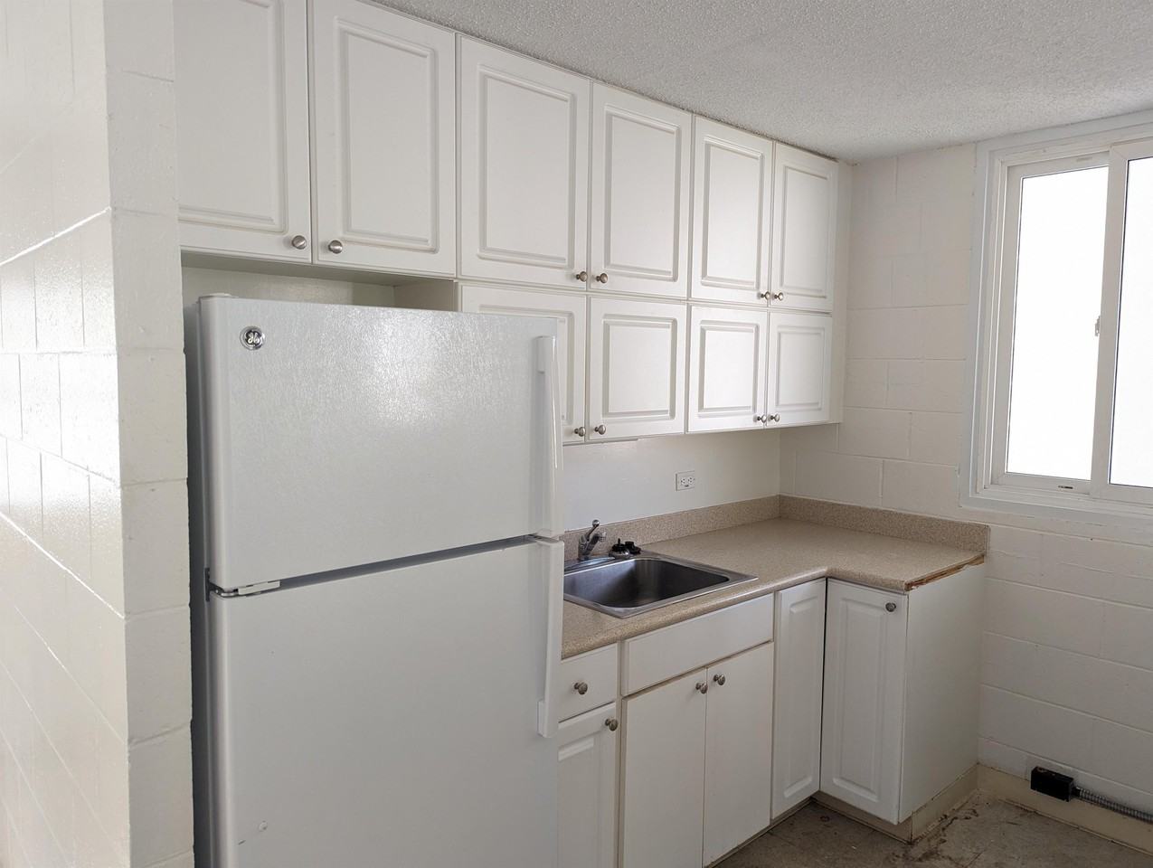 2948 E. Manoa Rd, Honolulu, HI 96822 - Photo 3 of 7