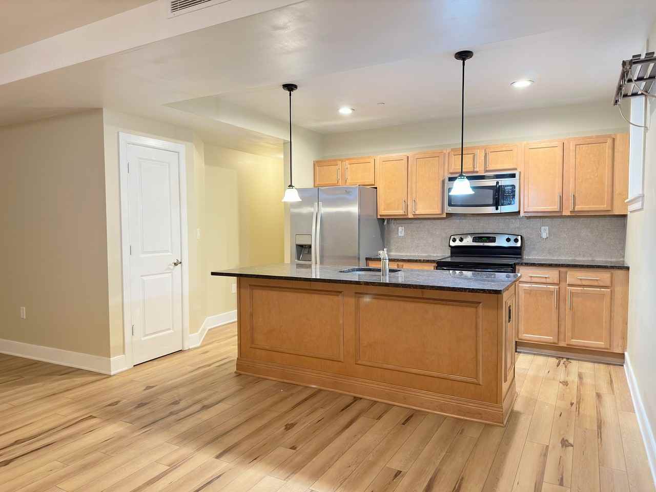 4300 Spruce Street - Photo 7 of 42