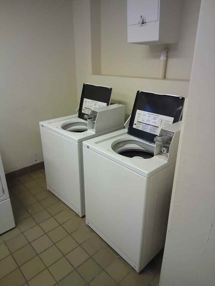 444 Highland Avenue Northeast - Photo 6 of 50