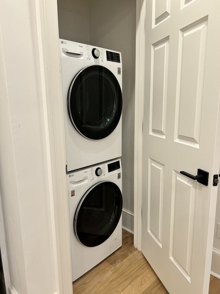 244 Weybosset Street - Photo 4 of 42