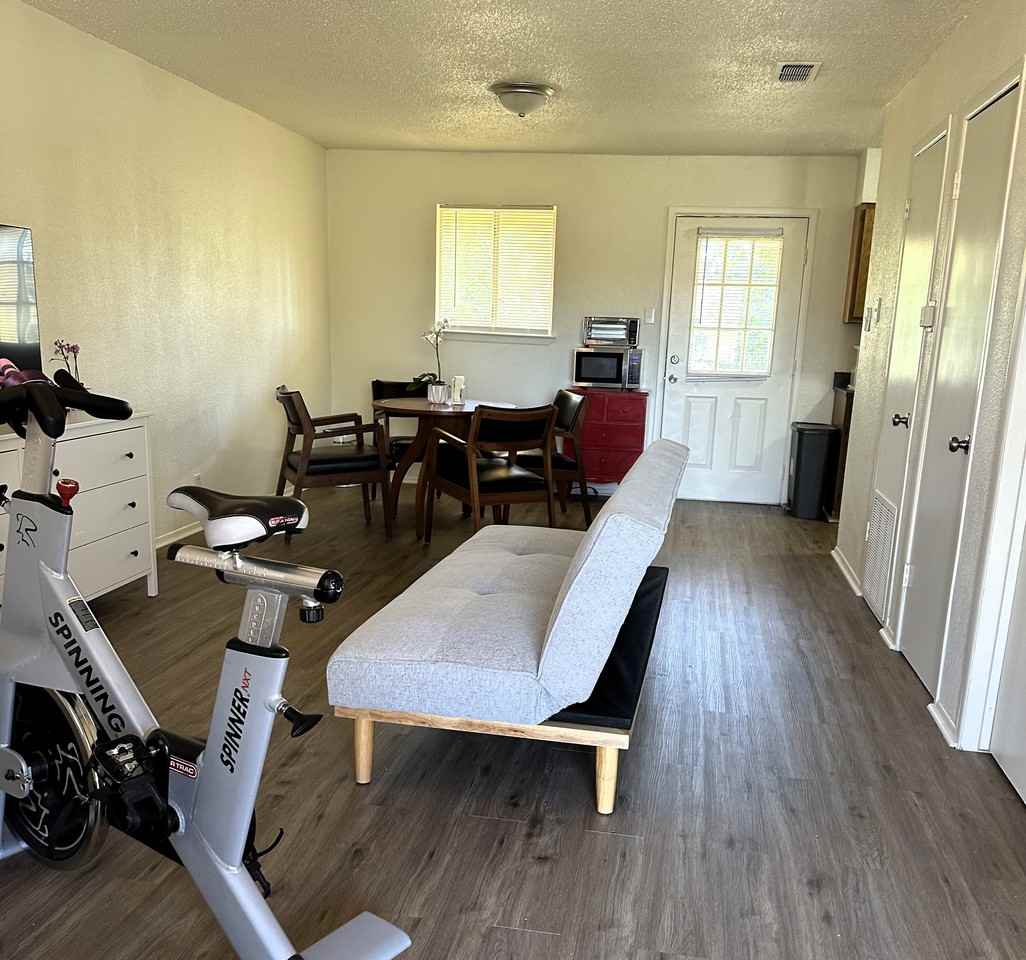 Parkview Apartments - Photo 2 of 18