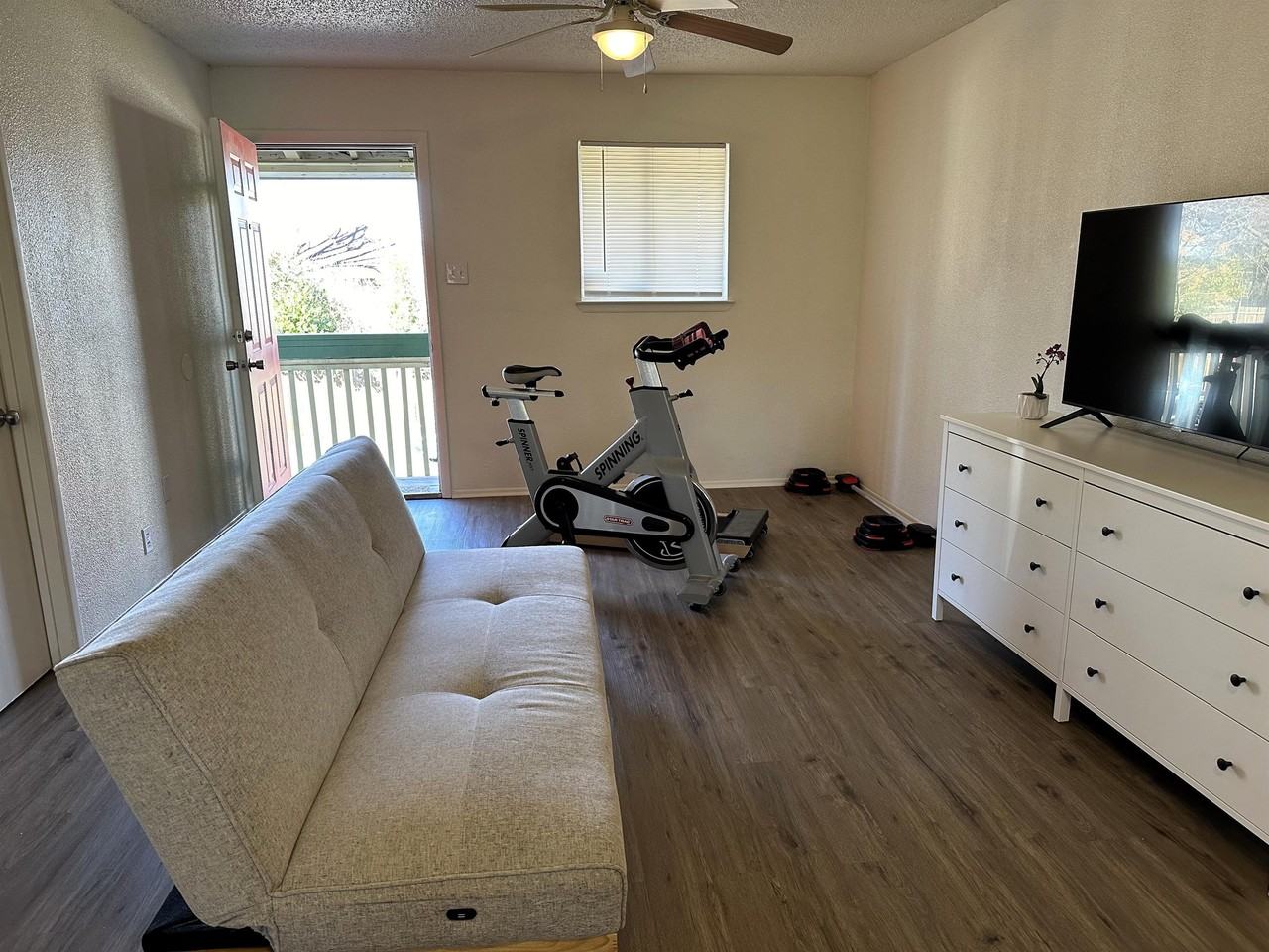 Parkview Apartments - Photo 3 of 18