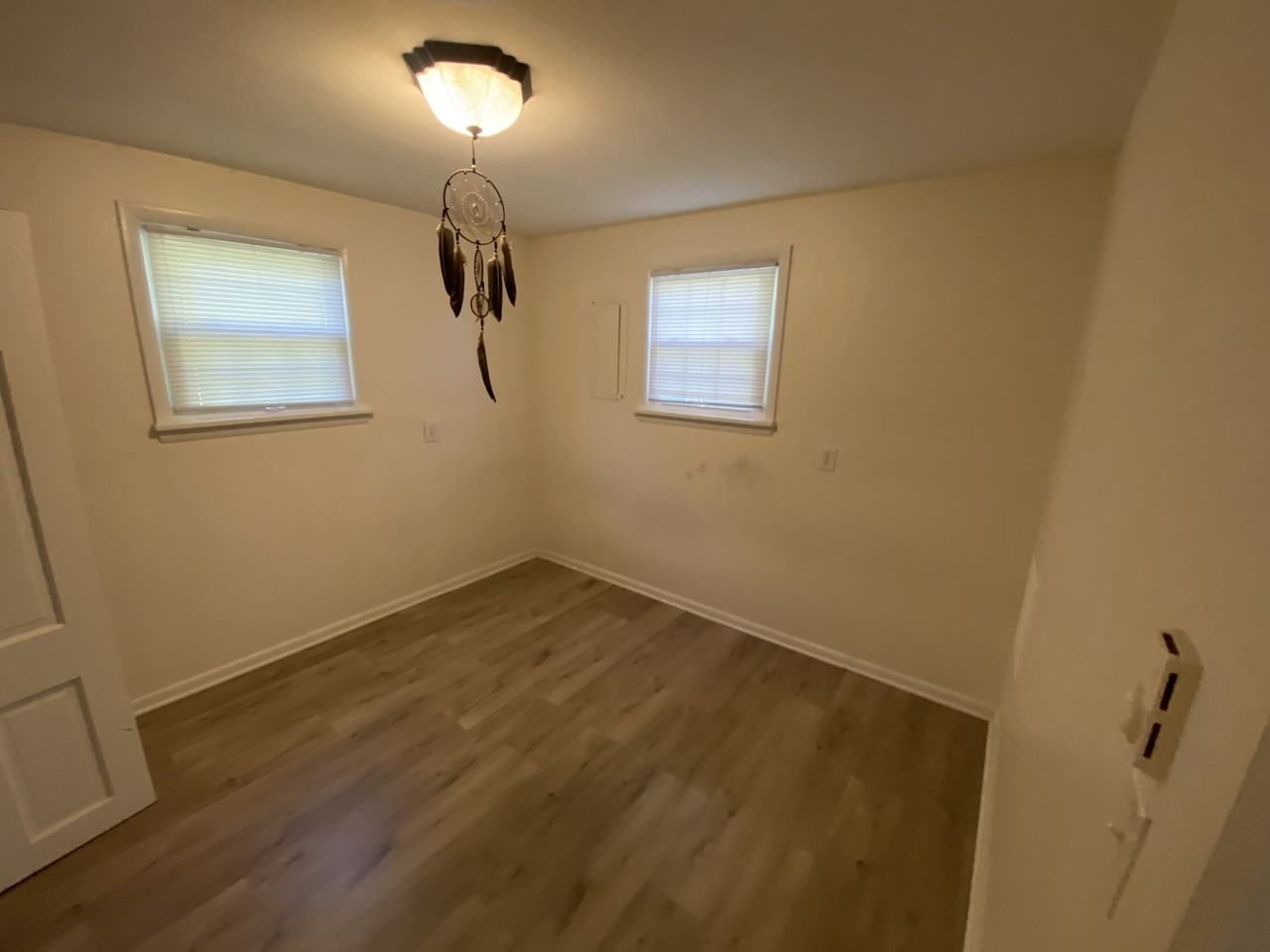 374 West Rhudes Creek Road - Photo 5 of 13