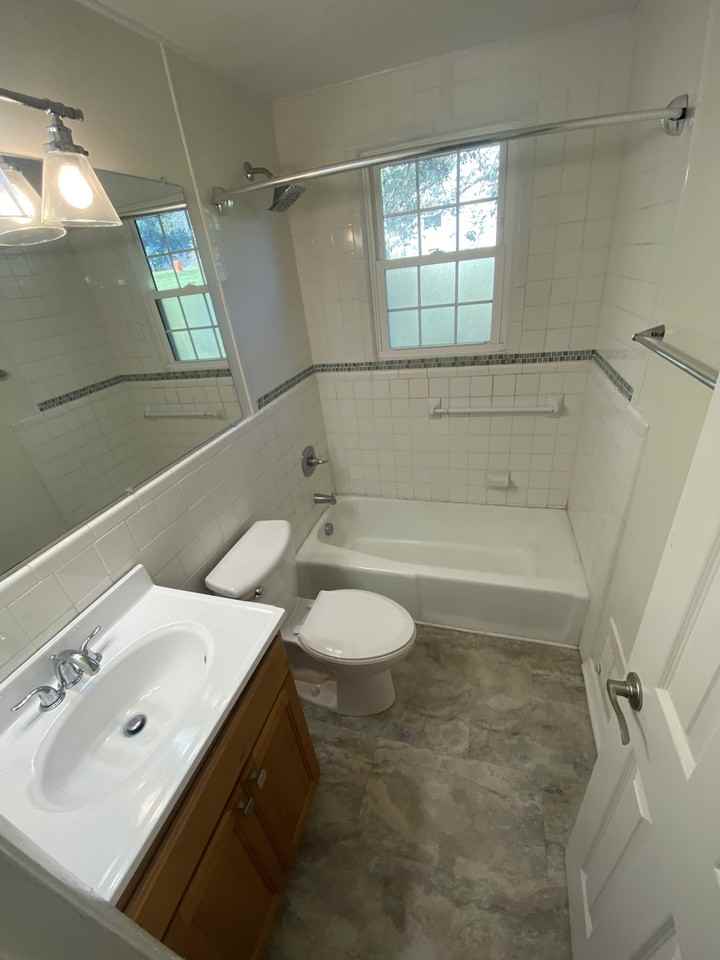 374 West Rhudes Creek Road - Photo 7 of 13