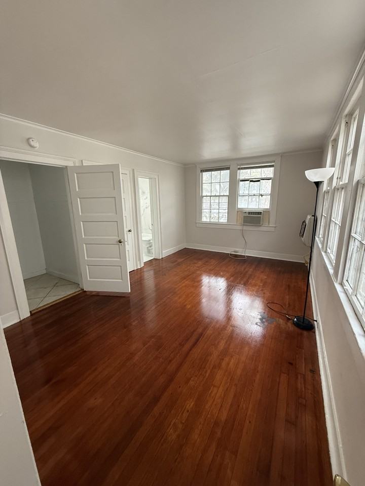 3539 St Charles Ave. - Photo 2 of 12